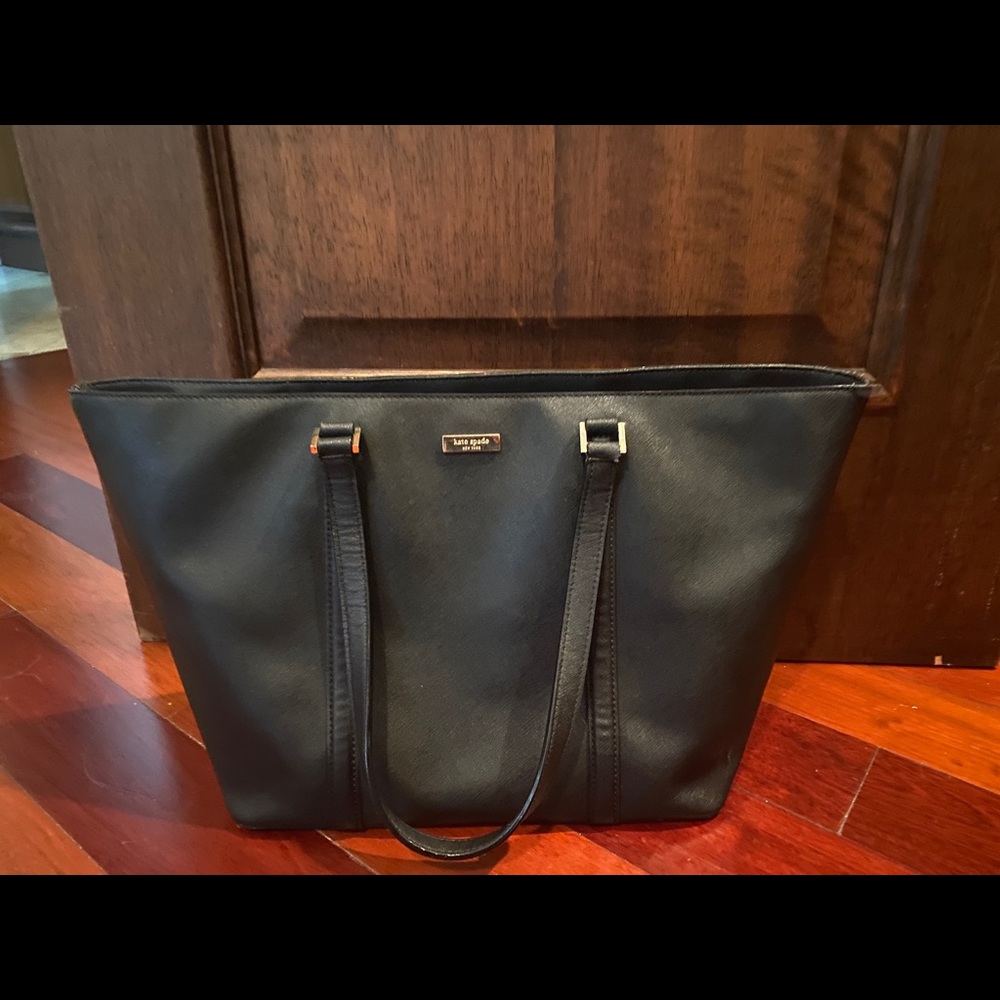 Large Kate Spade ♠️ Tote Purse